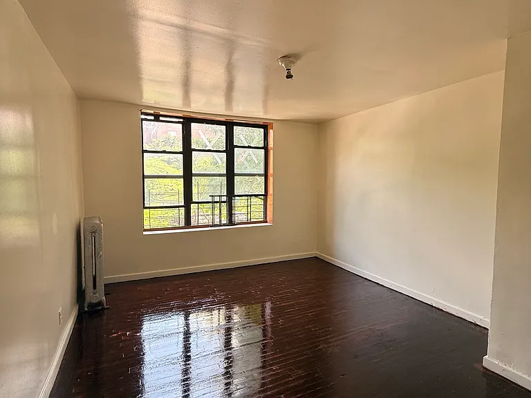 4627 Park Ave #2 — Photo 1