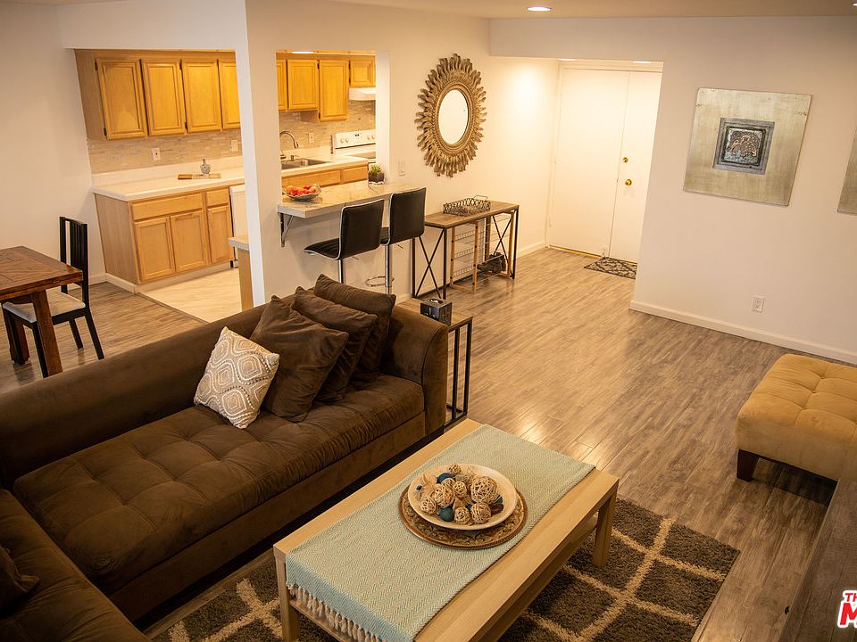 1st image of 7270 Hillside Ave Unit 206