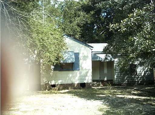 2nd image of 118 Shadow Lawn Dr