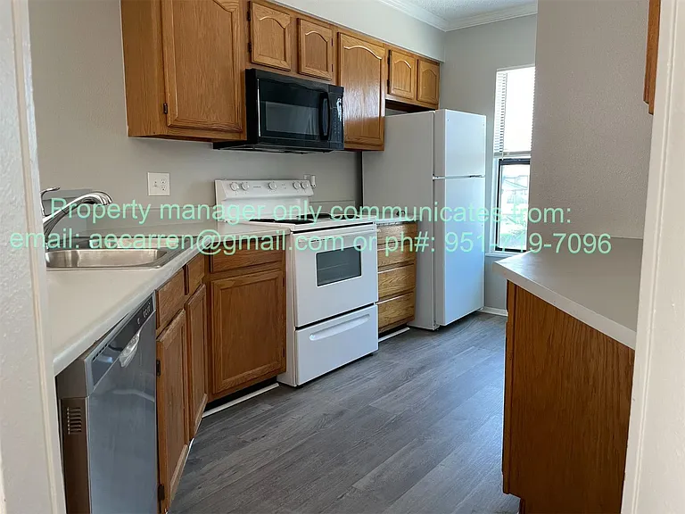 7404 Avenue X #101 — Photo 3