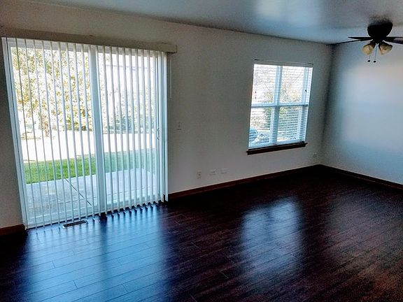 2nd image of 702 Carlisle Dr Unit 702