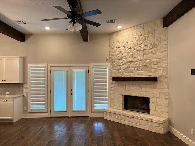 38196 FM 1736 Rd — Photo 6