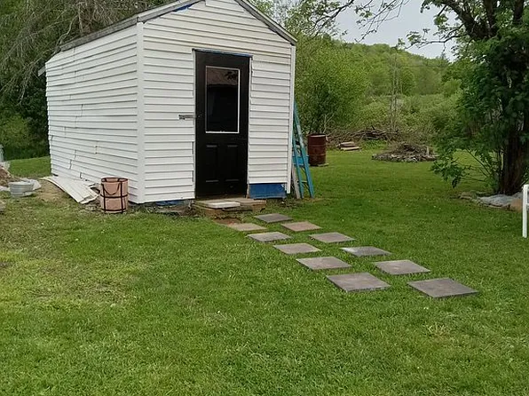 1270 State Route 221, Marathon, NY 13803