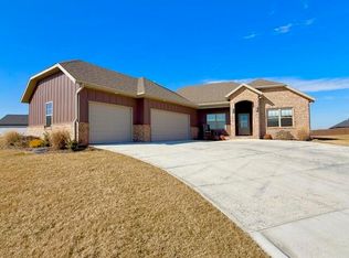 1097 W Franklin Court, Springfield, MO 65810