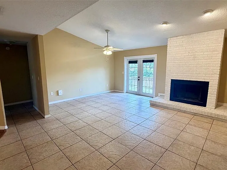 37 Hollow Branch Rd — Photo 5