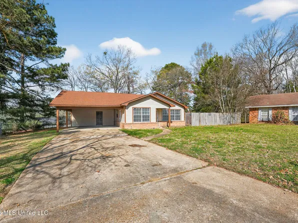 169 Thousand Oaks Cir, Jackson, MS 39212