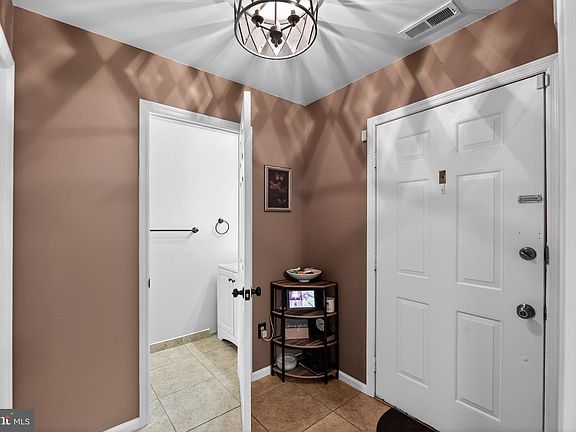 5th image of 205 Allens Ln