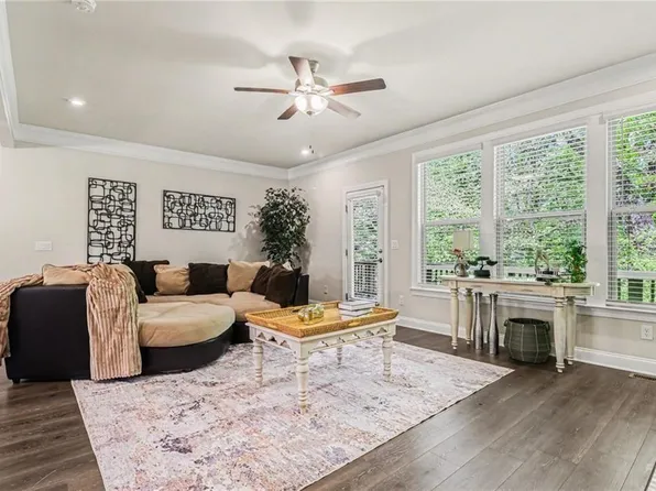 1363 Harris Way, Atlanta, GA 30319