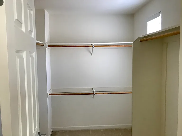 2209 Amaryllis Cir — Photo 8
