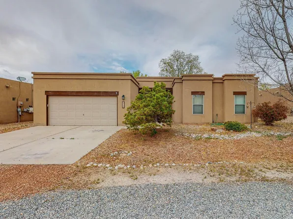 210 Riesling Rd, Bernalillo, NM 87004
