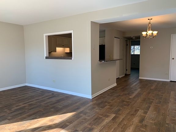 4th image of 2254 Abbeywood Dr APT A