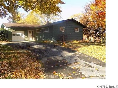 127 Sylvan Way, Camillus, NY, 13031
