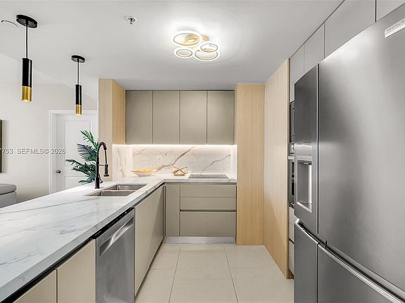 3rd image of 1250 S Miami Ave APT 2305