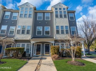 38 Swan Ct #1038, Riverside, NJ 08075