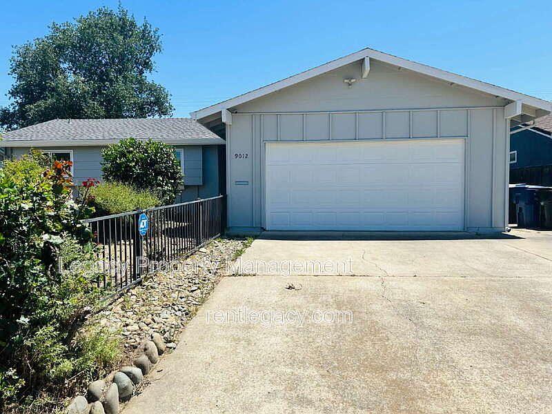 1st image of 9012 Alderson Ave