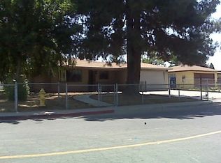 836 N Ventura Ave, Farmersville, CA 93223