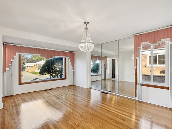 5th image of 12717 S Elizabeth St
