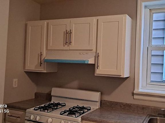 2nd image of 35 Coeyman St #1A