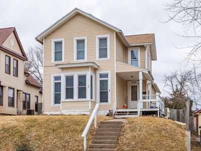 111 W 8th St, Muscatine, IA, 52761