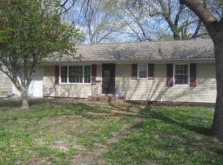 11115 Elmwood Ave, Kansas City, MO 64137