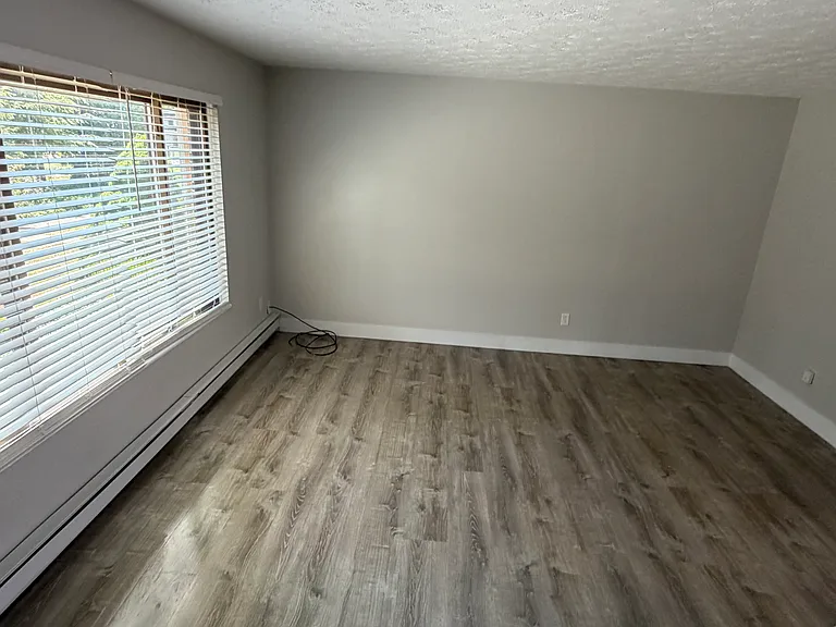 7050 Chillicothe Rd #D1 — Photo 6