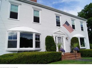 19 Summit Ave, Kennebunkport, ME 04046