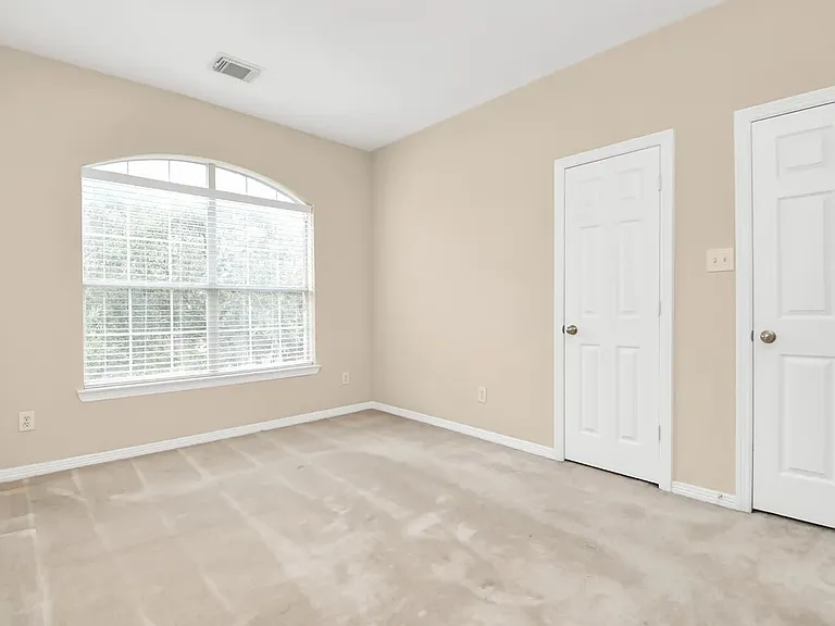 2504 Harbor Chase Dr — Photo 32