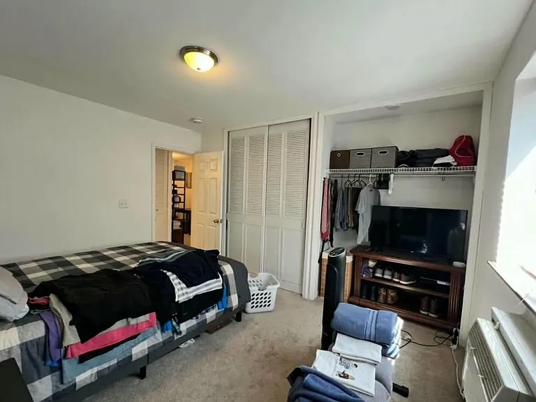 619 W Stratford Pl #305 — Photo 10