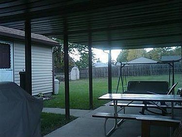 5th image of 4935 Hiram Ave