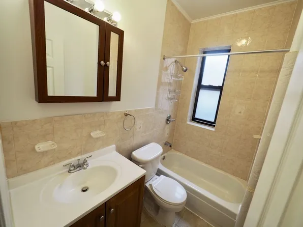 25-45 18th Street image 26 of 26