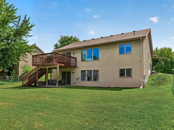 515 10th Ave NE, Lonsdale, MN 55046