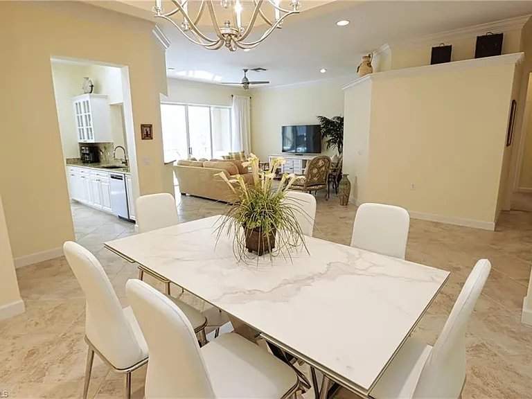9616 Cypress Hammock Cir #201 — Photo 24