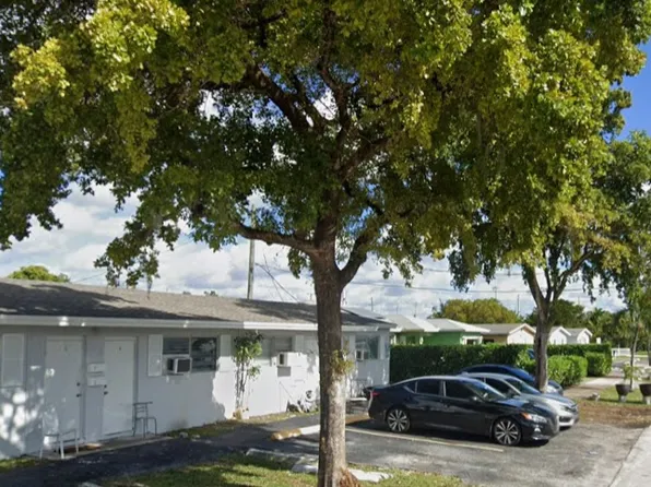 750 NW 9th Ave #3B, Hallandale, FL 33009