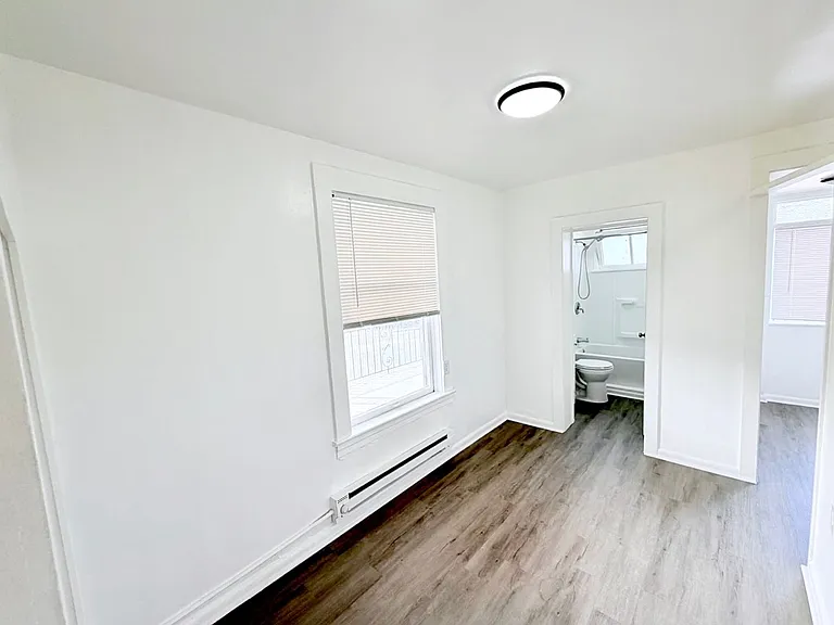 Norton Apartments @ Downtown Everett — Photo 6