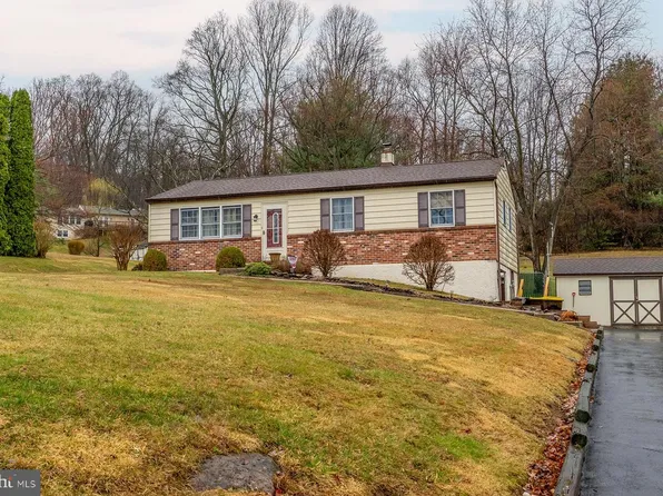 589 Neiman Rd, Pottstown, PA 19465