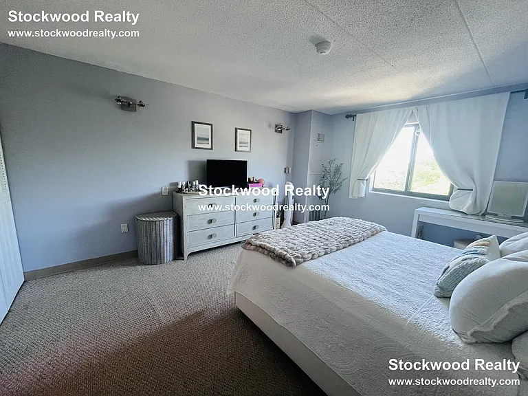 165 Quincy Shore Dr #C42 — Photo 44
