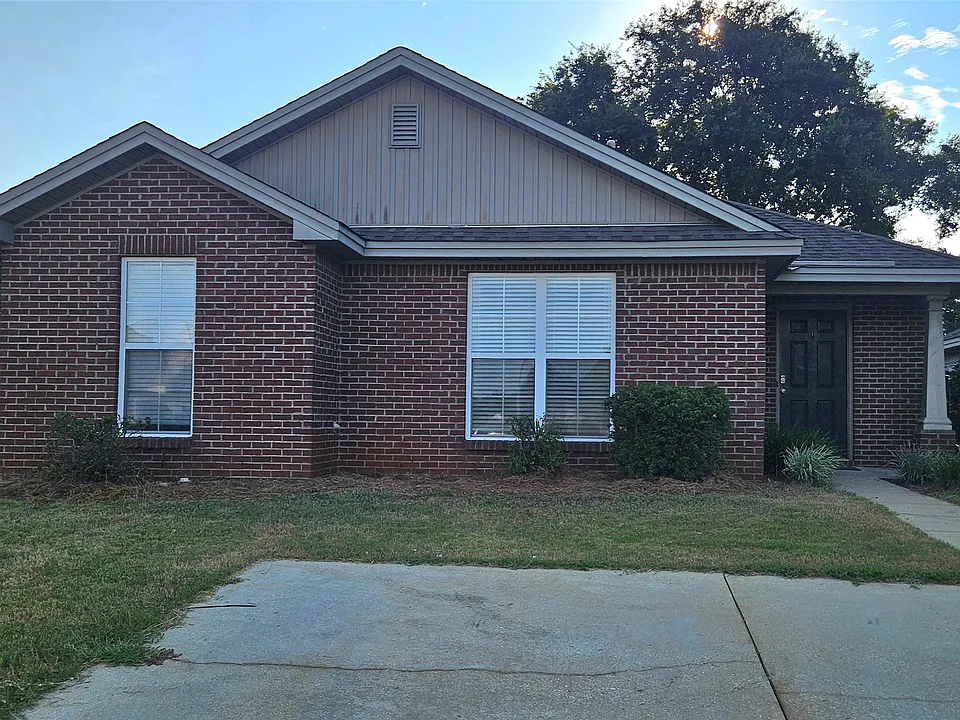 740 Buena Vista Loop