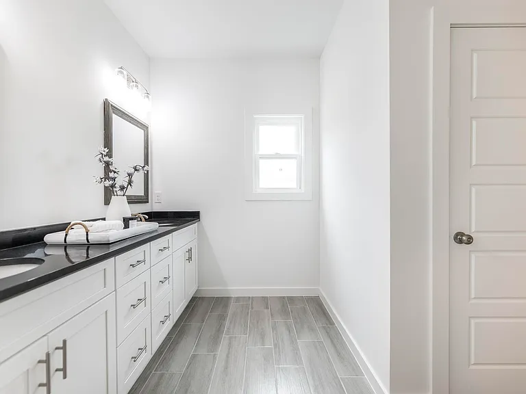 106 Leisure Pointe Cv — Photo 17