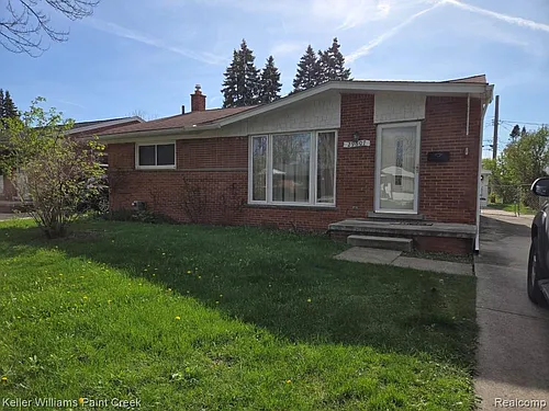 29607 Howard Ave Photo 1