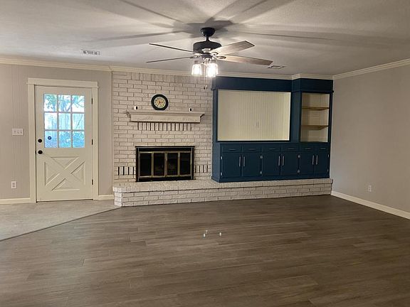 3rd image of 1404 N Choctaw Pl