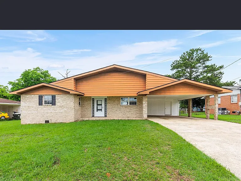 202 Kimberly Rd — Photo 3