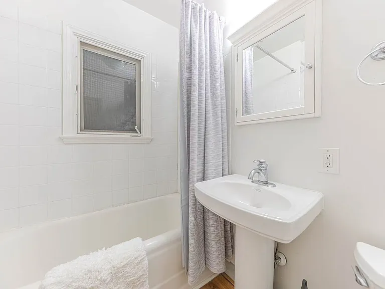 3577 Thorndale Rd — Photo 24