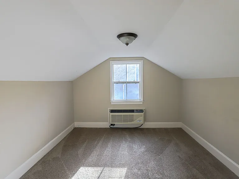 408 Bristol Rd — Photo 31