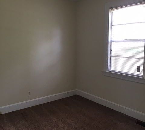 5th image of 1614 Williams St APT B