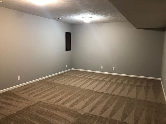 5th image of 14602 Ames Ave