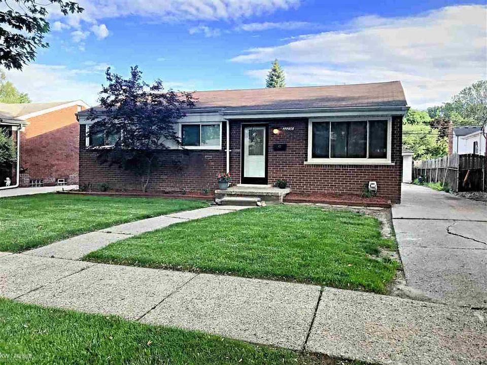 1st image of 22236 Barton St