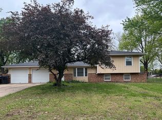 3700 SE 23rd Ter, Topeka, KS 66605