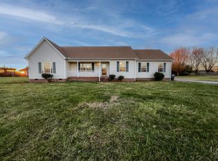 4396 Logan Rd, Chapel Hill, TN 37034