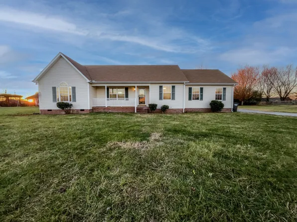 4396 Logan Rd, Chapel Hill, TN 37034