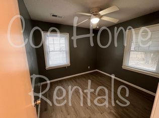 1557 N Pinecrest St, Wichita, KS 67208